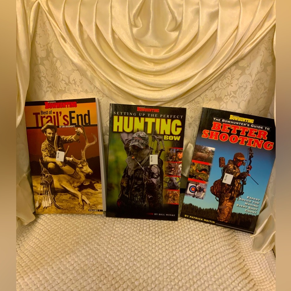 BOWHUNTING BOOKS